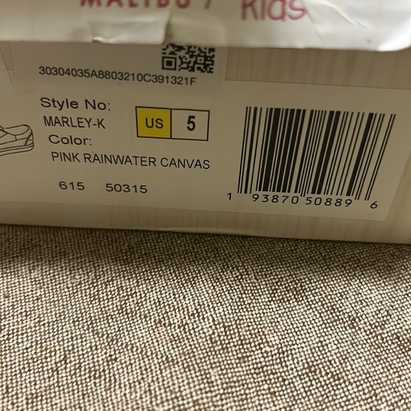 Blowfish girls canvas shoes - Picture 3 of 3